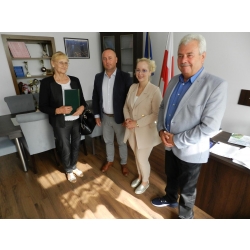  - Kliknięcie spowoduje wyświetlenie powiększenia zdjęcia