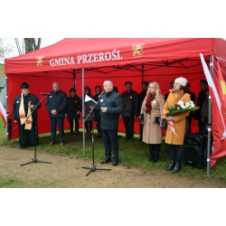  - Kliknięcie spowoduje wyświetlenie powiększenia zdjęcia